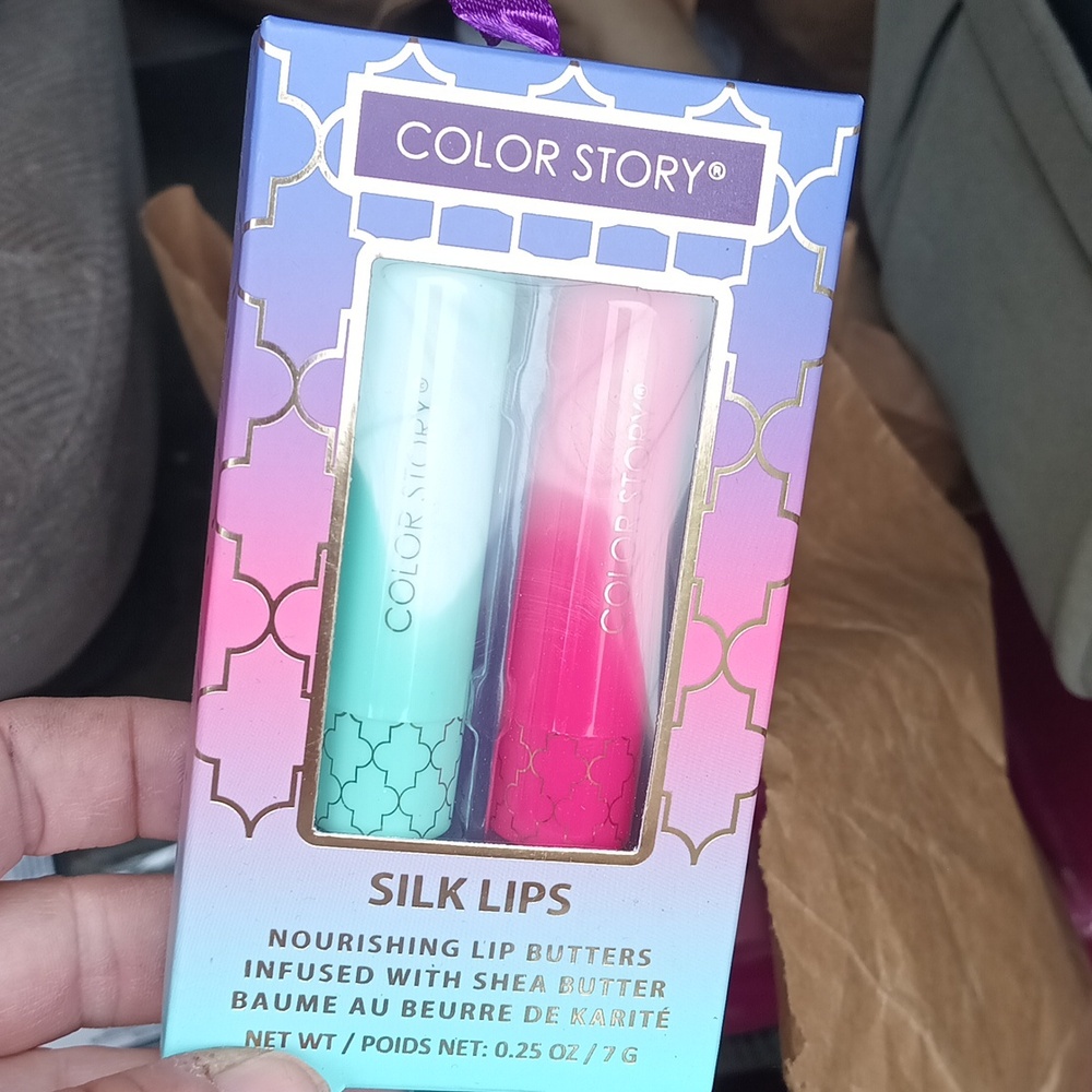 Lip butters